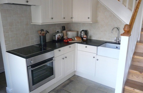 Staunton Cottage | Holiday cottage with use of owners' swimming pool and tennis court