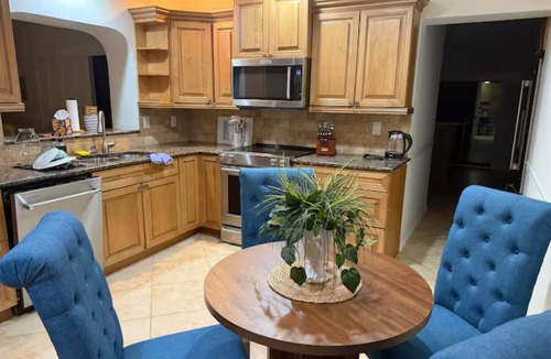 Central Naples House | Homey oasis with heated pool 5 minutes from beach