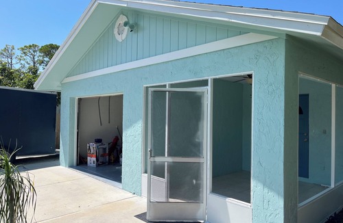 South Venice House | House PoolSpa near North ManasotaBeachNew PoolSpa heater&remote 2 Bd2 BthAC WiFi
