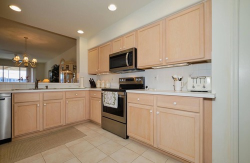Tropical Cove Condo | Immaculate 2-Bedroom Condo with Water Views in Lexington Country Club