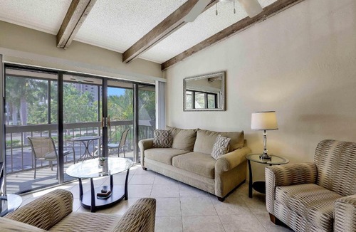 Marco Island House | Inland condo with pool and steps to beach/food/shops