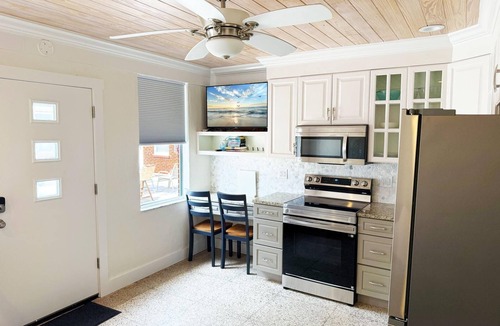 Golden Beach Apartment | King 1BR – Venice Villas on Golden Beach Sleeps 4
