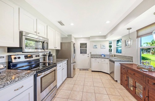 Bradenton House | Lakefront Pool Home Near Anna Maria Island | Heated Pool, Fenced Yard, IMG Academy Close