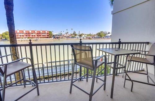 Sunset Beach House | Land's End 3-203 Bay Front - Premier