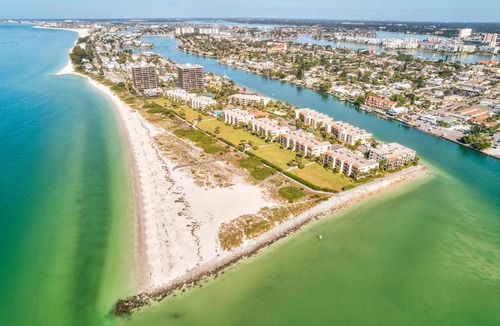 Sunset Beach House | Land's End 3-203 Bay Front - Premier