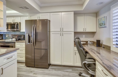 Sunset Beach Condo | Land's End 304 building 9 Beautifully remodeled, beach front w|stunning views
