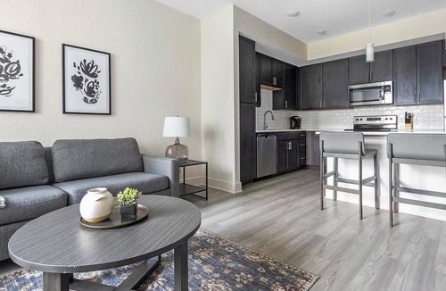 Palmetto Apartment | Landing | Amazing 1BD, Clubhouse, Yoga Studio