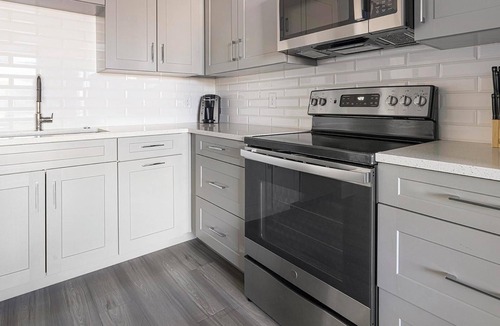 Fort Myers River District Apartment | Landing | Amazing 1BD, Game Room, Yoga Studio