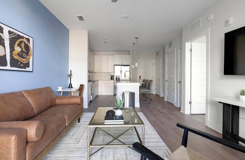 The Forum Apartment | Landing | Beautiful 1BD, Gym