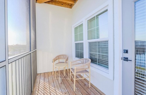 Fort Myers Apartment | Landing | Beautiful 2BD, Pool