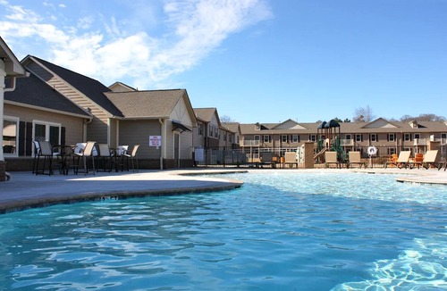Lyman Apartment | Landing | Chic 1BD, Gym, Clubhouse