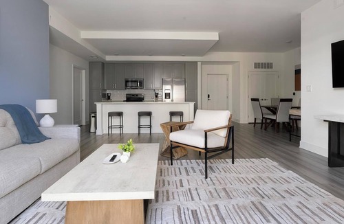 Fort Myers River District Apartment | Landing | Chic 2BD, Yoga Studio, Game Room