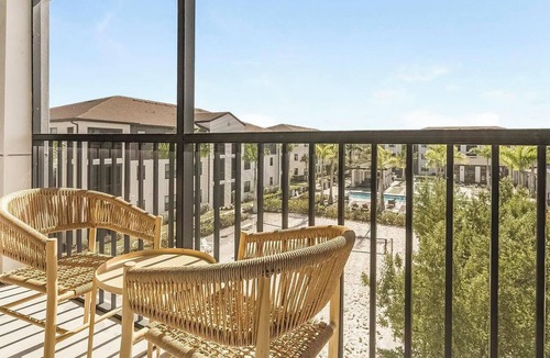 Biggar Apartment | Landing | Incredible 2BD, Clubhouse, Gym