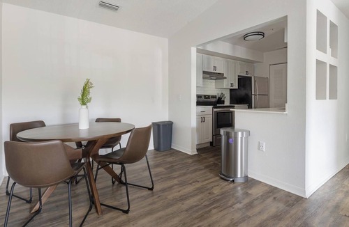 Fruitville Apartment | Landing | Modern 2BD, Gym, Clubhouse