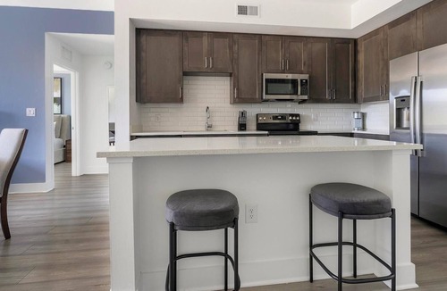 Fort Myers River District Apartment | Landing | Modern 2BD, Rooftop Lounge, Game Room