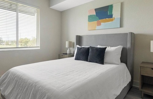 Palmetto Apartment | Landing | Spectacular 1BD, Gym, Clubhouse