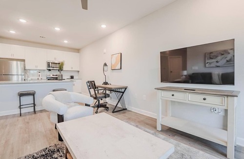Fort Myers Apartment | Landing | Spectacular 1BD, Pool