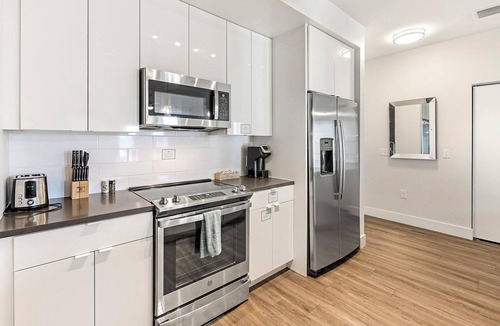 Port Tampa City Apartment | Landing | Stunning 2BD, Gym, Clubhouse