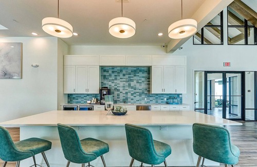 Bonita Shores Apartment | Landing | Stunning 2BD, Clubhouse, Gym