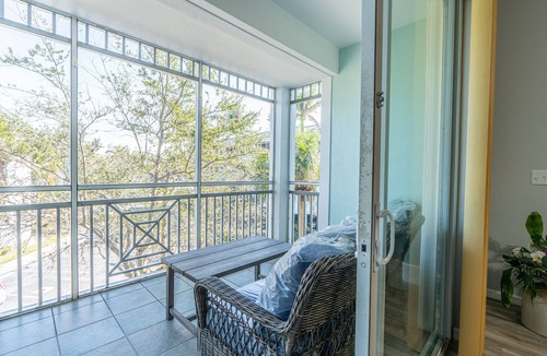 Charlotte Harbor Condo | Large 3-bedroom condo in gated Resort Style Community in charming Port Charlotte