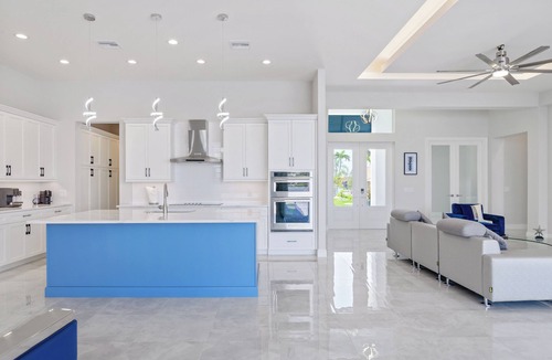 Eight Lakes Villa | LAST MINUTE DEAL - MAY and JUNE. Brand new luxury villa