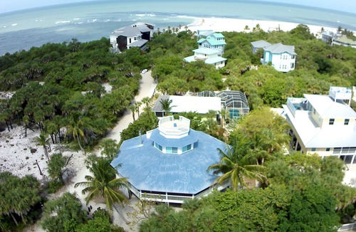 North Captiva House | LaySea 8 - Across from Nature Preserve and steps to the best beach!