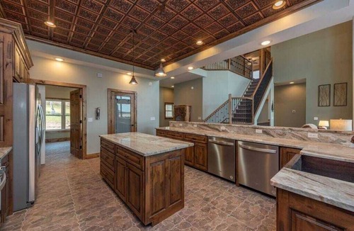 Waterfront Greens House | Lazy Creek - Deep Creek Lake - Indoor Lazy River , Boat Dock rental available May-Sept. 2026