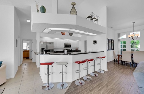 Pine Valley House | Light and airy, beautifully appointed 3 bed, 3 bath home with sunny pool & spa.
