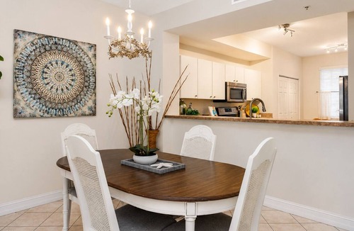 Tarpon Bay Condo | Live the Naples Lifestyle. Resort Amenities & Coastal Charm