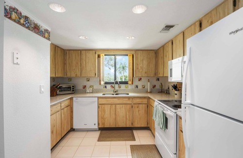 Burnt Store Marina Condo | Luxurious 2-Bed, 2-Bath Condo in the Halyard Club