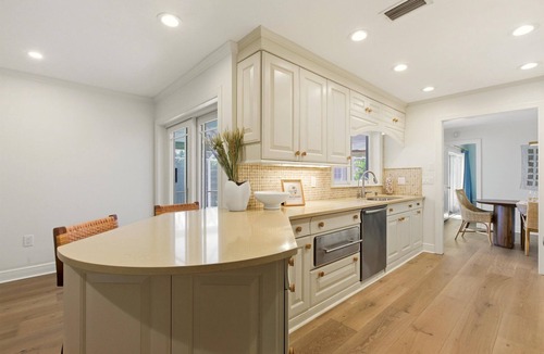 The Dunes House | Luxury Coastal Retreat | Salt Water Heated Pool