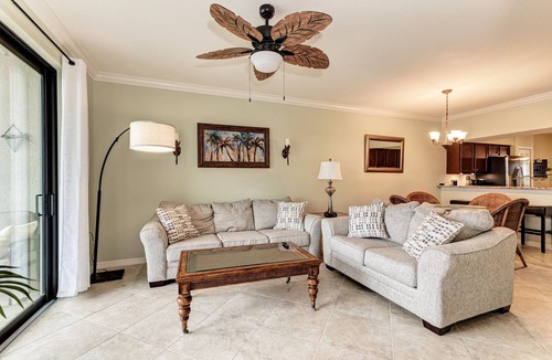 Lakewood Ranch Condo | Luxury Resort Amenities & Golf Membership; Pets Welcome; Lakefront Retreat