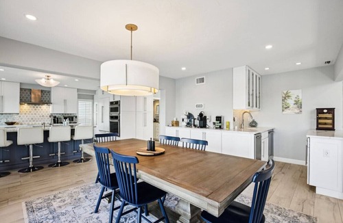 Siesta Key House | Luxury Villa*Pool*Hot Tub*Dolphins*Close to Beach
