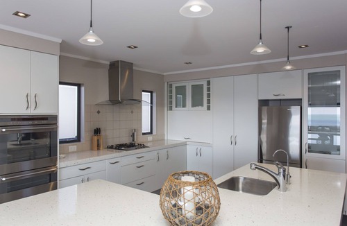 New Plymouth Villa | Luxury Waterfront Escape in New Plymouth