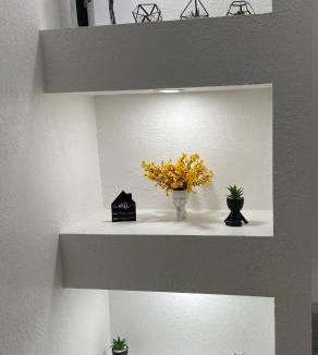 Westminister Apartment | Magnolias Suite