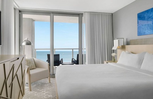 Marco Island Resort | Marriott’s Crystal Shores: 2 Bd Gulf Front- Paradise Awaits on Marco Island