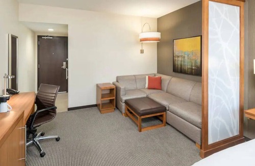 Greenville Downtown Apartment | Memorable Stay Near at Greenville! 2 Queen Rooms w/Swimming Pool and Dining!