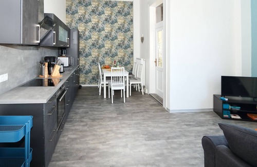 Apfelstadtaue Apartment | Moderne Ferienwohnung in Alter Villa am Rande des Thüringer Waldes