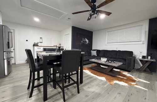 Wesley Chapel South Apartment | Modern Luxury Studio Cozy Retreat