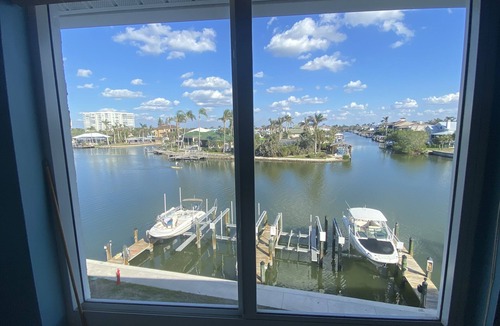 Vanderbilt Beach Condo | Naples FL 2 Bedrooms 2 Full Bath Across from Beach!