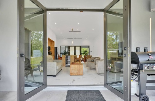 Rural Estates House | Naples Villa Della Bikes, Bbq, Near Beach