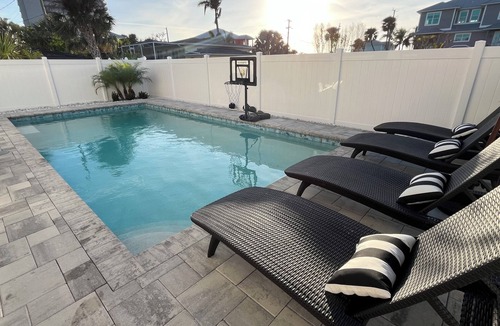 Hills T P House | New 3b-2bath home with big private heated pool and hot tub, steps to the beach.