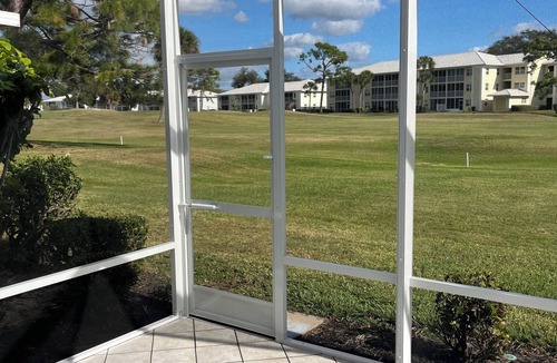 Plantation Villa | NEW, NEW, NEW! Super inviting sunshine filled Villa on Golf Course in Venice, FL