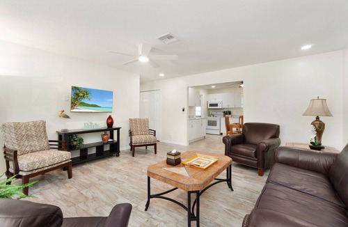 Bonita Springs House | New! Walk to the Beach | 2-Bedroom Tropical Oasis | Sleeps 6