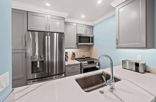 Sanibel Condo | Newly Renovated Garden View 1 bed, 1 bath at Sanibel Moorings #921