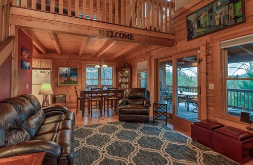 Laurel Lakes Cabin | Nice Views, Lake Access, 2 Kayaks, Log Home, Paved Roads - Honey Bee Hill