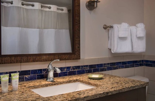 Marco Island Resort | No View - 2 Bedroom - Marriott's Crystal Shores - Full Resort Access