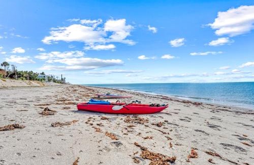 Englewood House | Oak Grove Escape on the Beach at Resort with Pool, Kayaks, Tennis, and More!