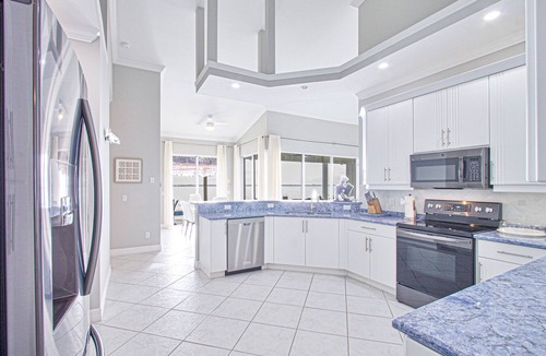 Caloosahatchee House | Ocean front Home with a beautiful sunset view.
