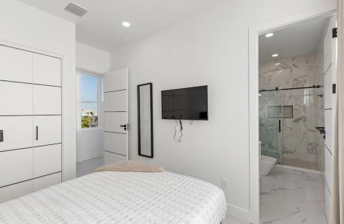 Treasure Island House | Ocean View-Private Pool-Large Rooftop Deck